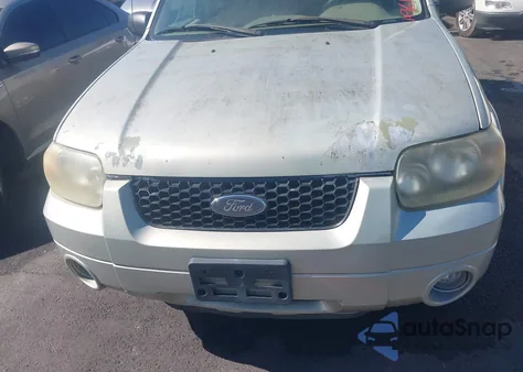 2005 Ford Escape Limited from USA, damaged, VIN 1FMYU04135KA96157